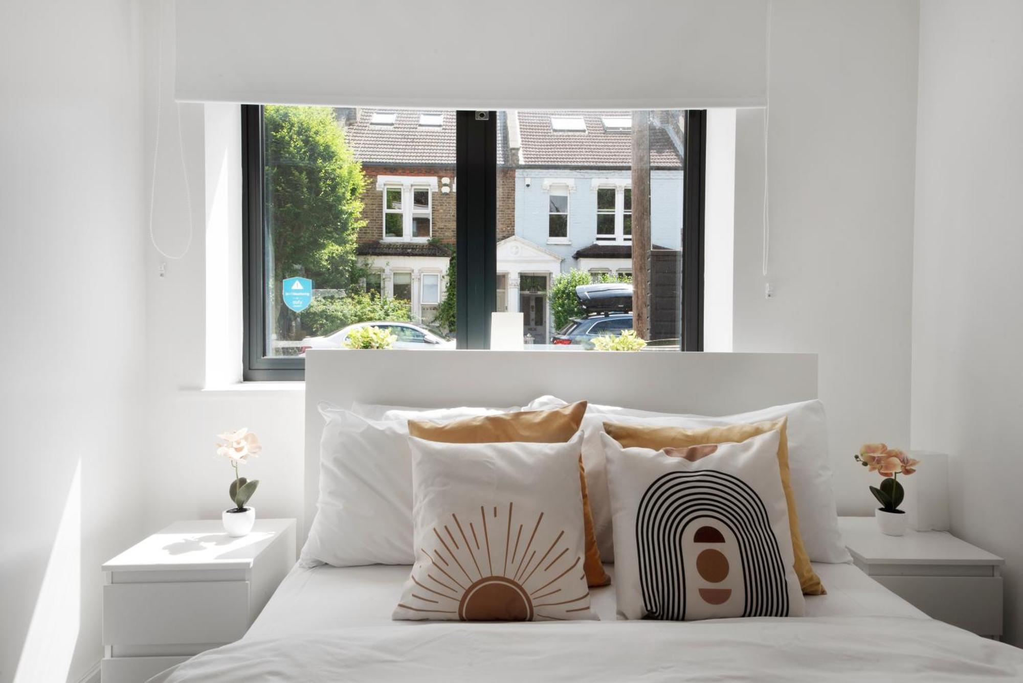 Manor House Studios By Morethanstays London Exterior photo